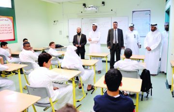 رواتب المعلمين في قطر وقيمة البدلات للمواطنين والمقيمين