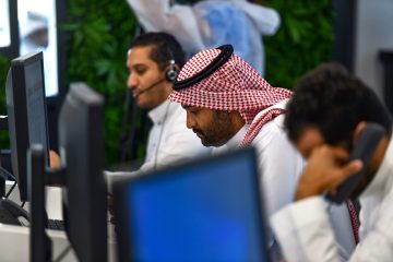 عدد الموظفين بالقطاعين “الحكومي والخاص” في السعودية