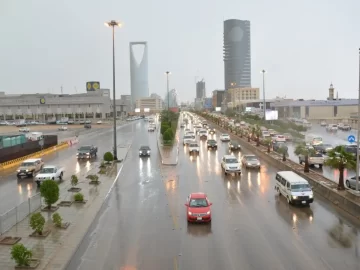 أمطار رعدية وسيول.. المركز الوطني للأرصاد يحذر من حالة الطقس على 5 مناطق